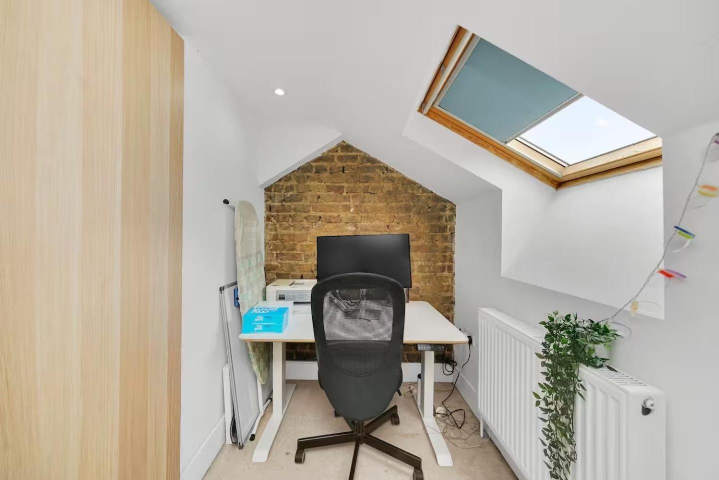 Guestready - Fabulous With Patio In Cann Hall * London